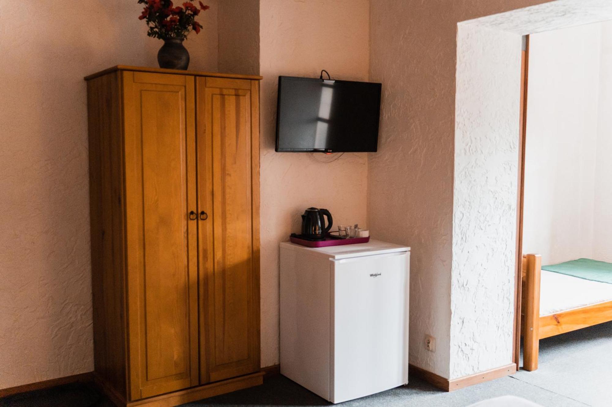 Karczma Zacisze Bed & Breakfast Krutyn Exterior photo